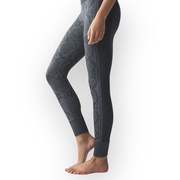 Lululemon Women's Ebb To Street Pant Size 2 Gray Woven Snake W5J77S Seamless - Picture 2 of 10